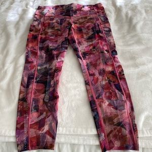 Gently worn stash pocket workout pants size 12… tag cut out